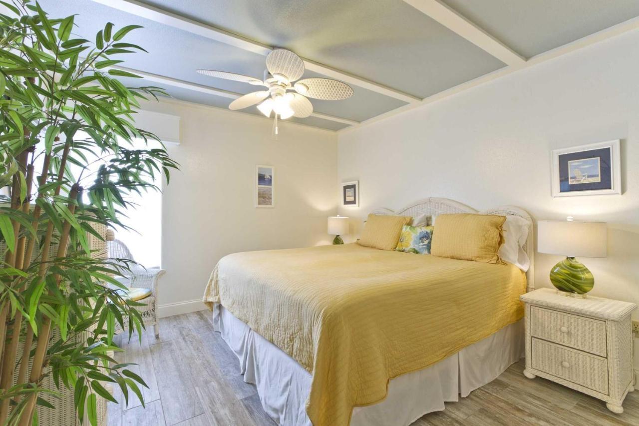 Edge Water Villa South Padre Island Exterior photo